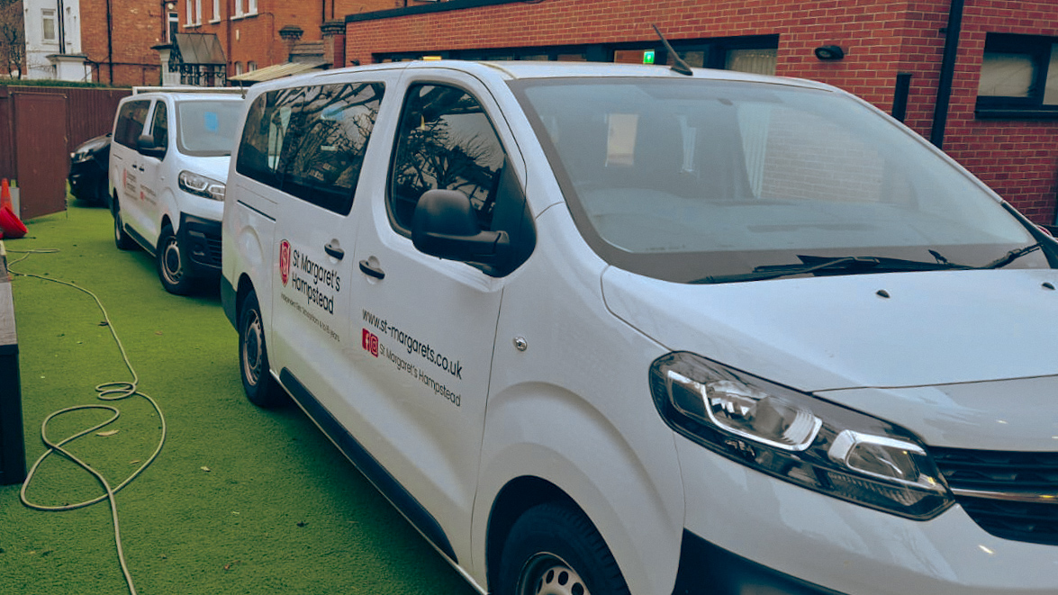 car-wrapping-croydon Car Signage Croydon - Vehicle Signage Croydon - Car Wrapping